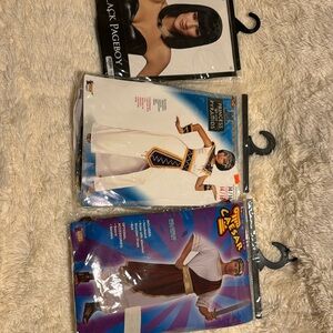 Couple Halloween costumes. Caesar and Cleopatra